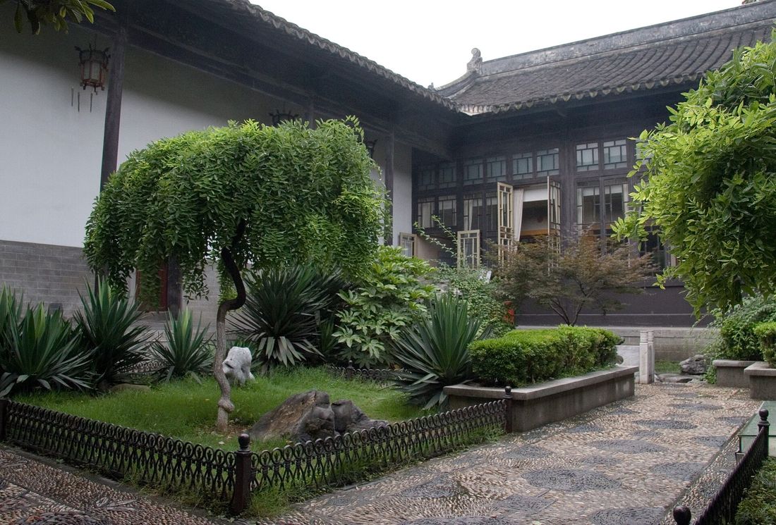 A classical Chinese courtyard garden inside the Presidential Palace