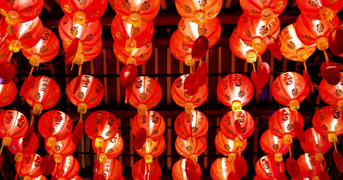 Chinese Festivals and Public Holidays: A Traveler's Guide (2026 Dates)