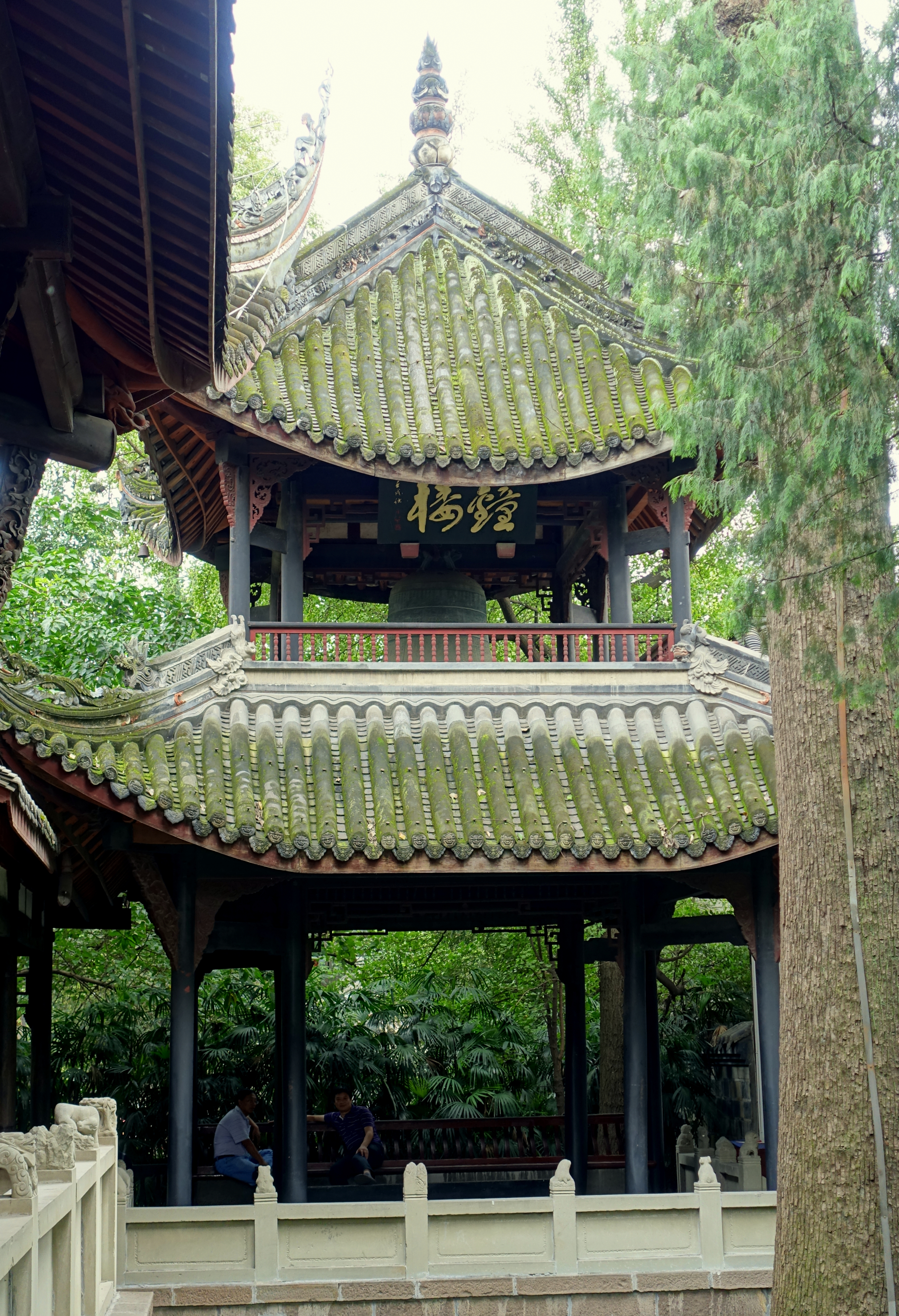 Classical pavilion and gardens inside the Wuhou Shrine, Chengdu