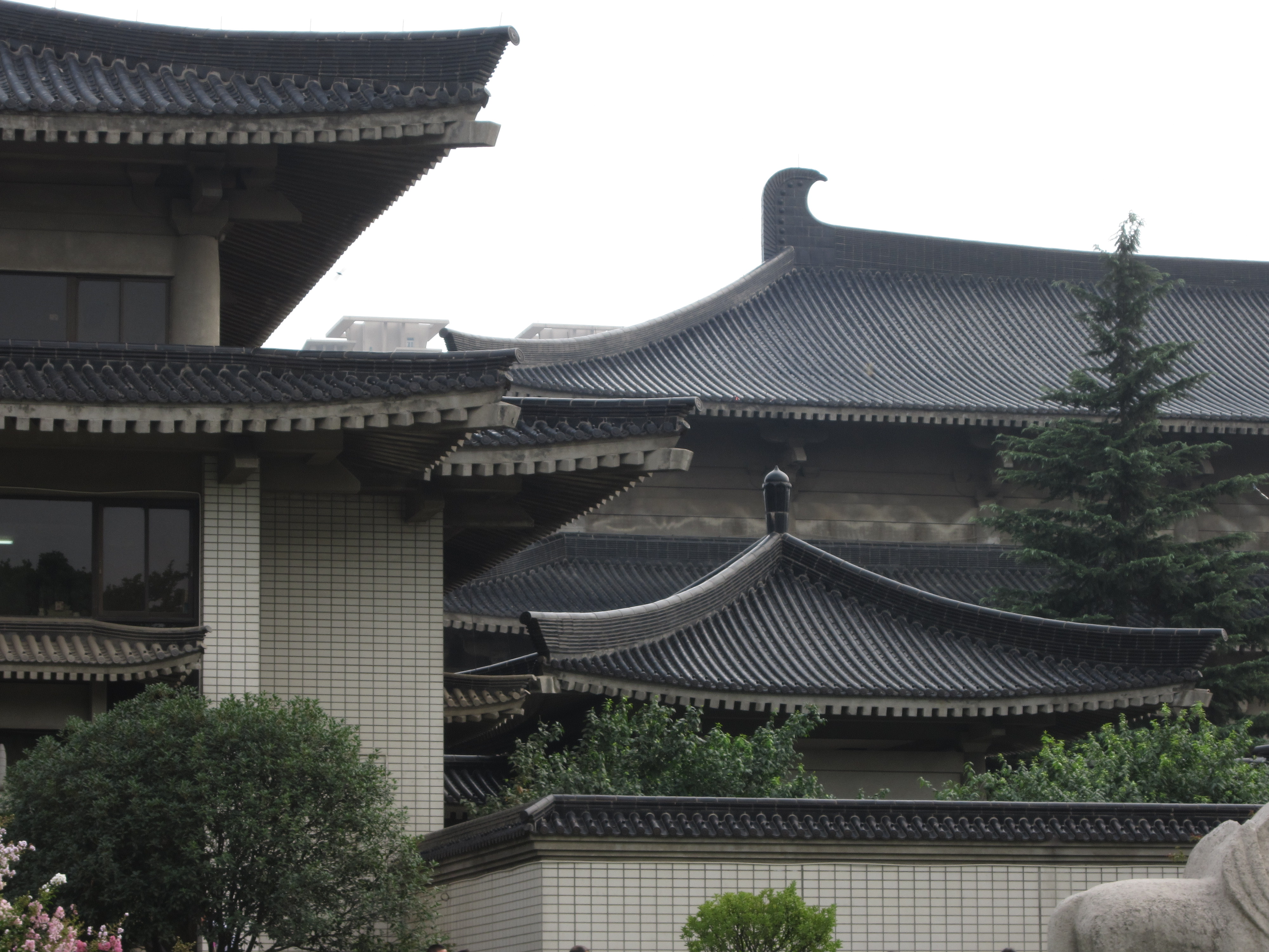 The Tang-palace-style halls of the Shaanxi History Museum
