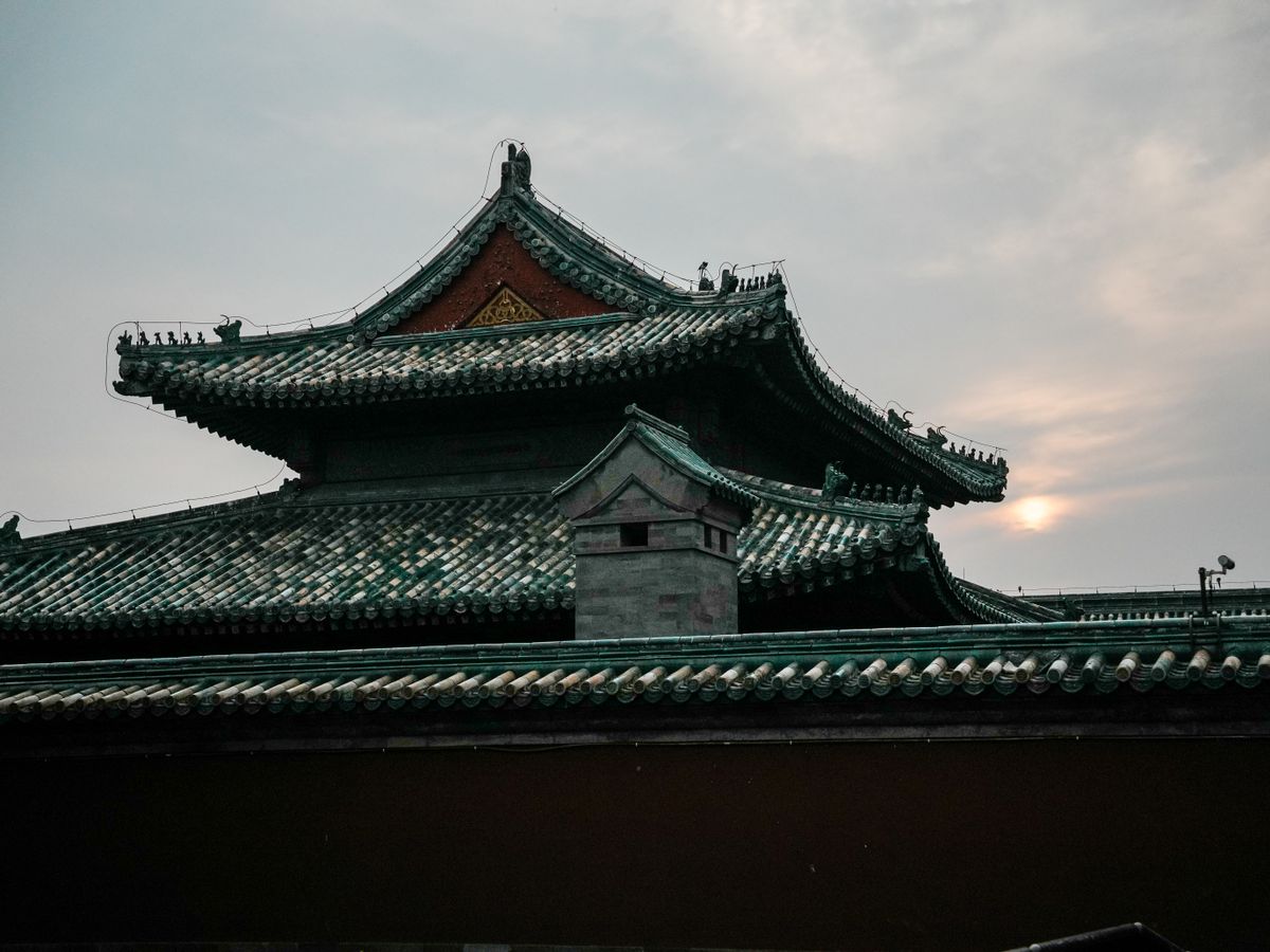 Datong's rebuilt grey-brick city wall and gate