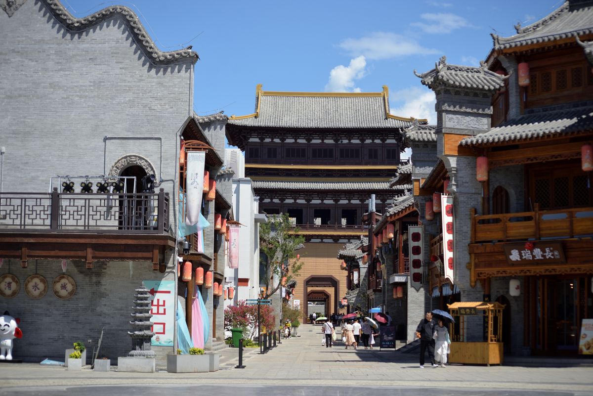 Traditional architecture along Datong's old city