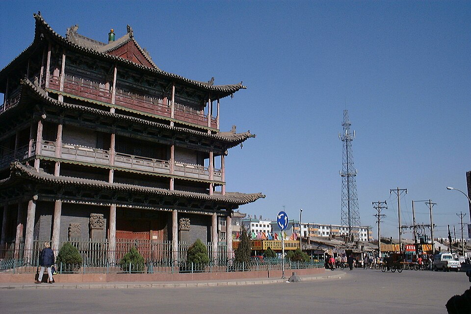 The Datong Drum Tower with the surrounding old-city square